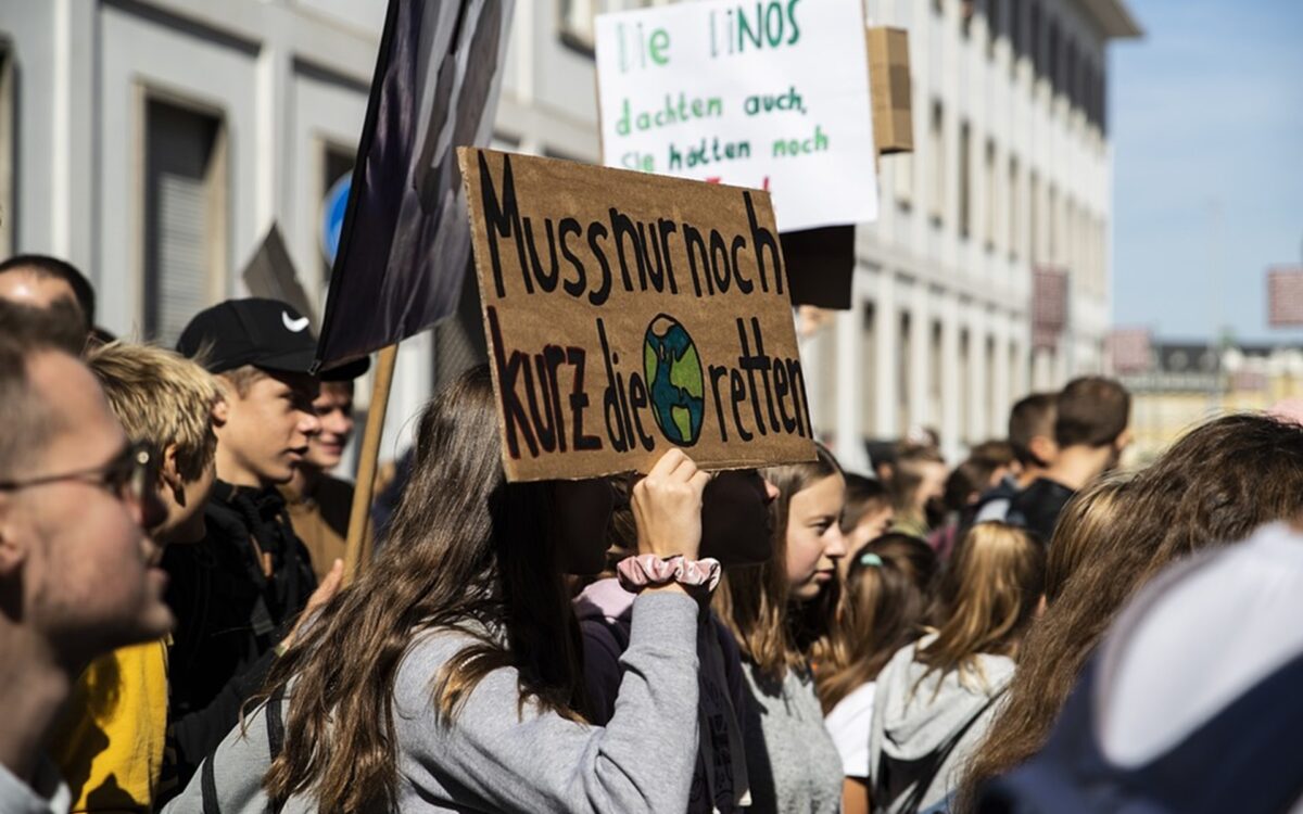 Ja zu Recht und Ordnung, ja zur Anti-Chaoten-Initiative